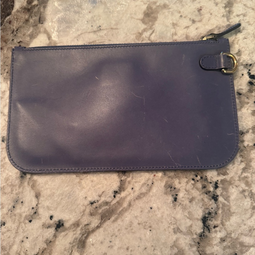 Authentic Gucci Blue Leather Pouch - Picture 2 of 5